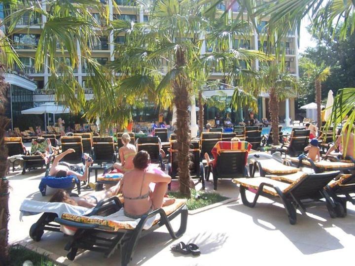 Planeta Hotel & Aquapark Free Beach Access Sunny Beach Exterior photo The beach at the Hotel
